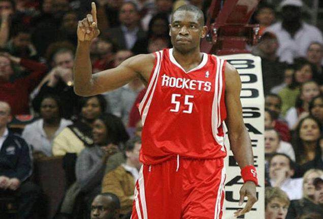 记者：对阵塞尔塔前阿隆索给全队放假两天，这让管理层不解（记者称阿隆索战塞尔塔前给全队放两天假，管理层难以理解）