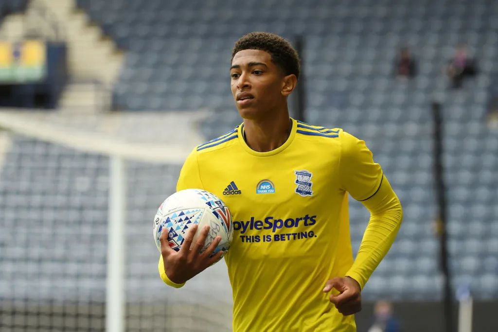 追平奥尼尔！瓦格纳生涯第12次砍下30+5+5，升至队史第四