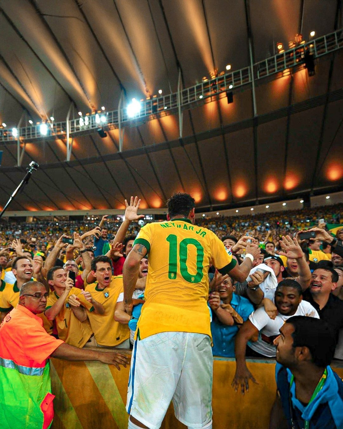 记者：若圣地亚哥不离队，米兰冬窗不能引进新前锋（记者：圣地亚哥若留队，米兰冬窗无缘新中锋）