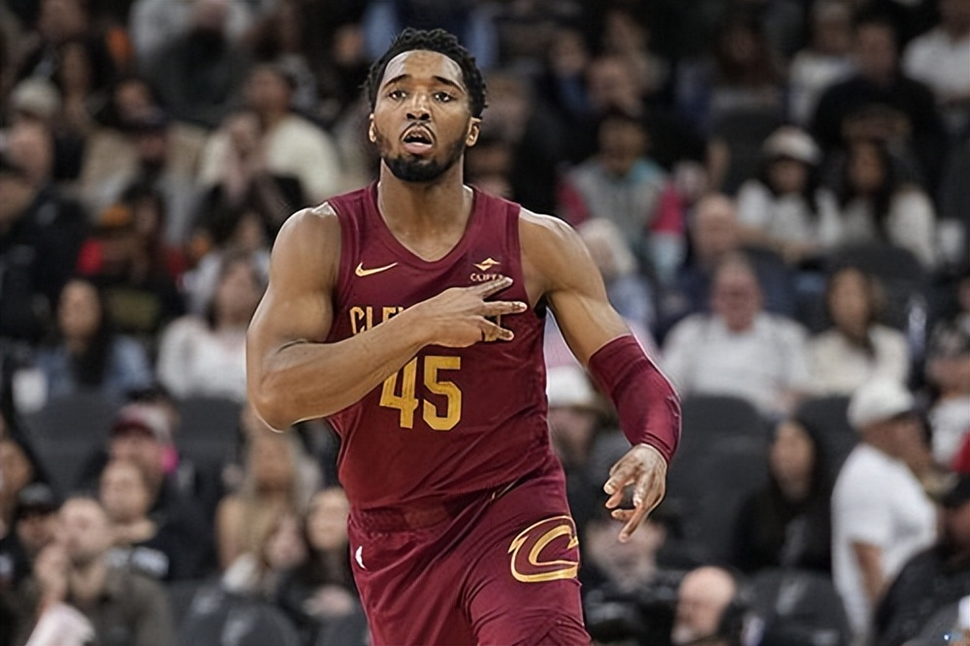 德保罗：梅西的影响力无需过多解释，我们应尽情欣赏他的表演（德保罗：梅西的影响力不言自明，尽情享受他的表演）