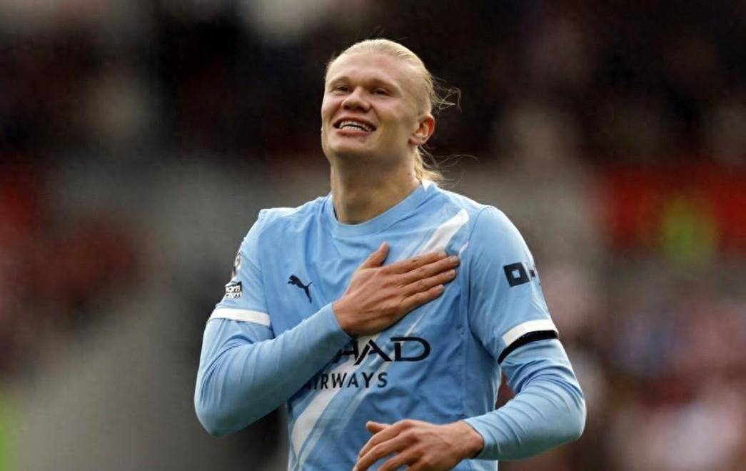 湖人官方：詹姆斯因左脚伤病管理，明日比赛出战成疑（湖人通告：因左脚伤病管理，詹姆斯明日出场成疑）