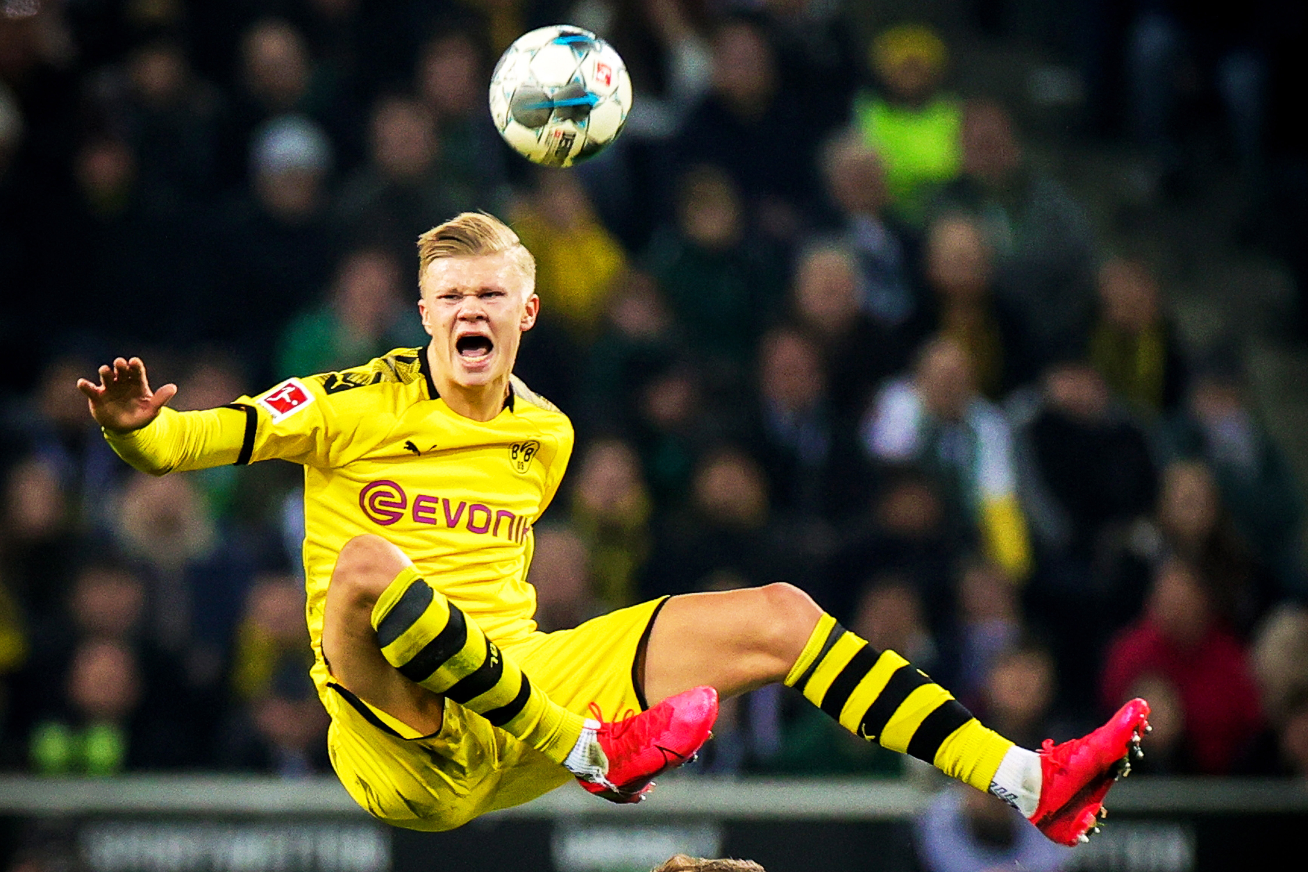 伊藤美诚击败博嘉德，松岛辉空击败法尔克，都没有太多悬念（伊藤美诚轻取博嘉德，松岛辉空完胜法尔克，胜负毫无悬念）